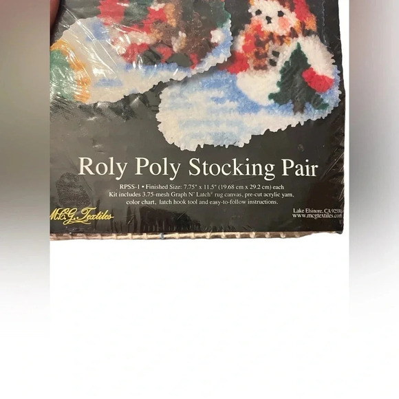 VINTAGE Graph N Latch Roly Poly Stocking Pair LATCH HOOK RUG KIT 7.75" x 11.5" - Picture 4 of 6